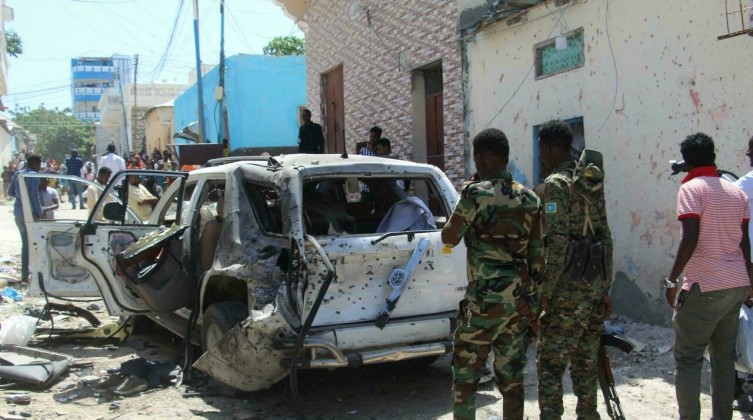 652eb13ecc48bea7c7d14d6b223b4319cada14e3