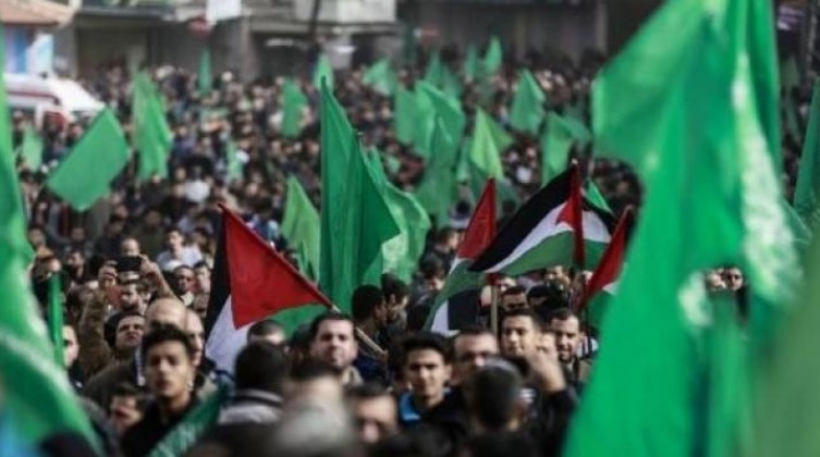 "حماس" تدعو إلى النفير العام لأداء صلاة الجمعة في الأقصى