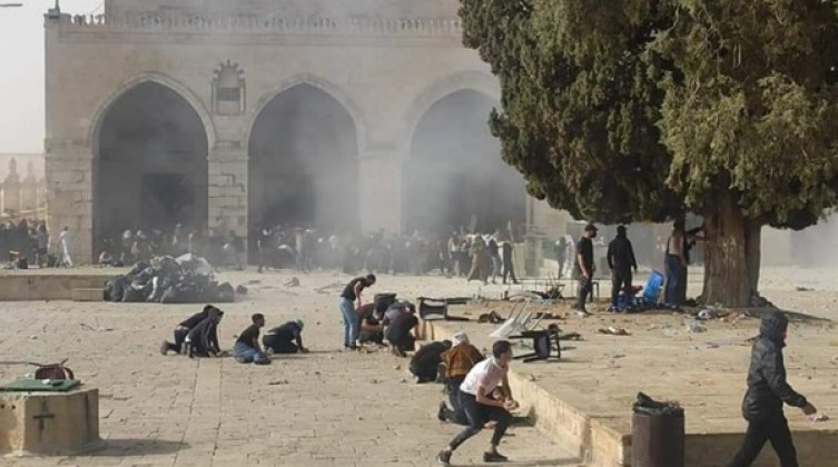 اقتحام الأقصى