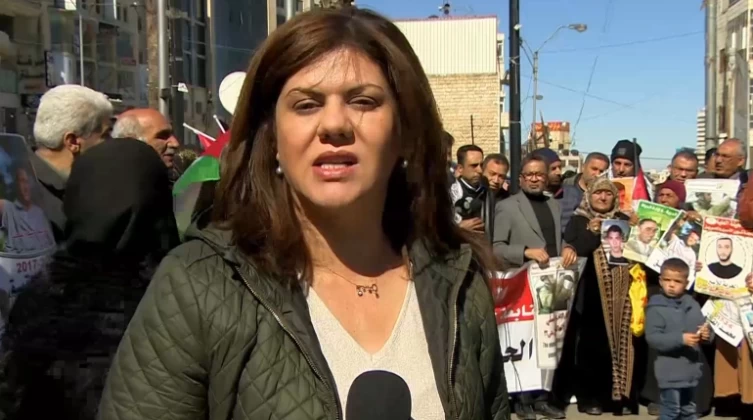 الأسرى في سجون الاحتلال يعلنون حدادً على روح الصحفية أبو عاقلة