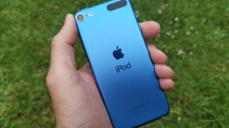 أبل-توقف-تصنيع-أحد-منتجاتها-بعد-20-عاما-من-إطلاقه-min