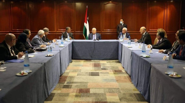 تفاصيل ما جاء في لقاء "عباس" مع السفراء العرب لدى قبرص