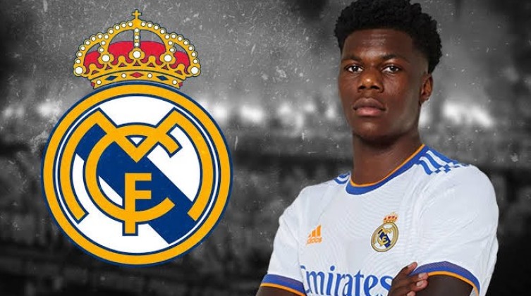 رسميًا.. ريال مدريد يعلن التعاقد مع أوريلين تشواميني