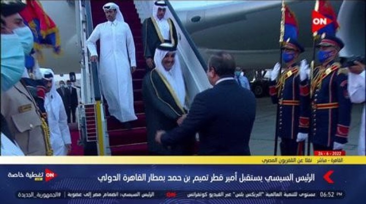 الرئيس المصري يستقبل أمير دولة قطر