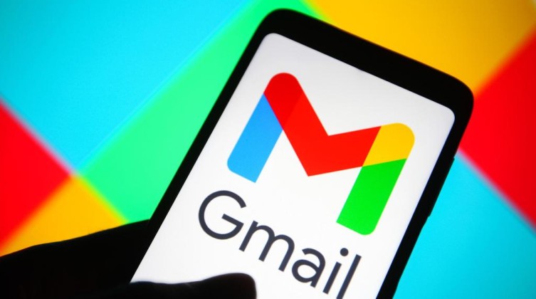تعرف على طريقة مسح و استرجاع الإيميلات القديمة على Gmail