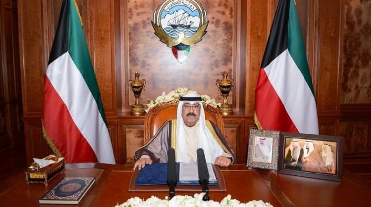 "ولي العهد الكويتي" يعلن حل مجلس الأمة ويدعو للانتخابات