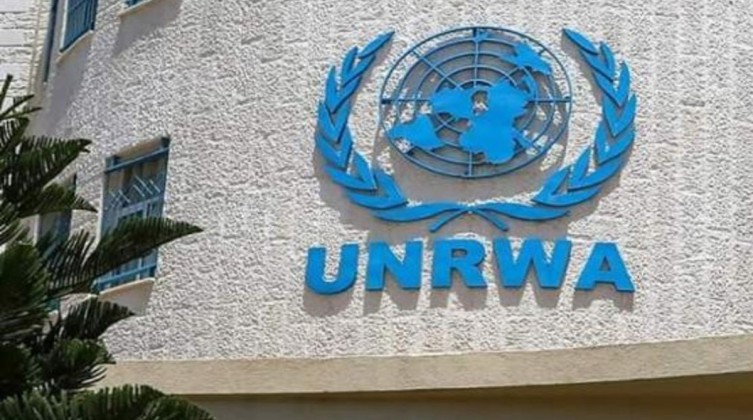 دائرة شؤون اللاجئين بالشعبية تصدر بيانا حول إجراءات "الأونروا" بحق 6 مدرسين