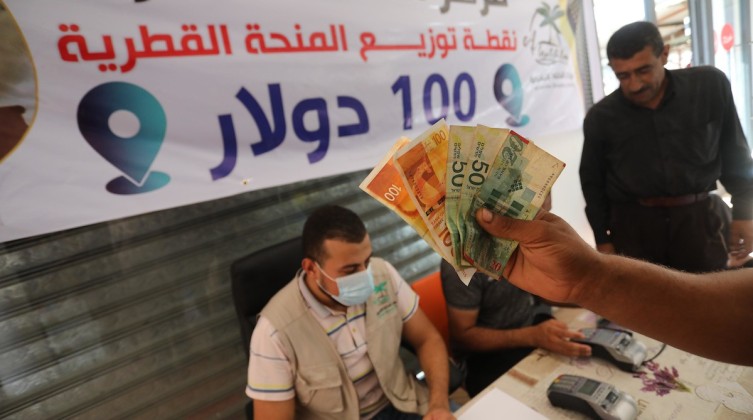 التنمية بغزة: سيتم رفع أسماء الحاصلين على تصاريح عمل من المنحة القطرية