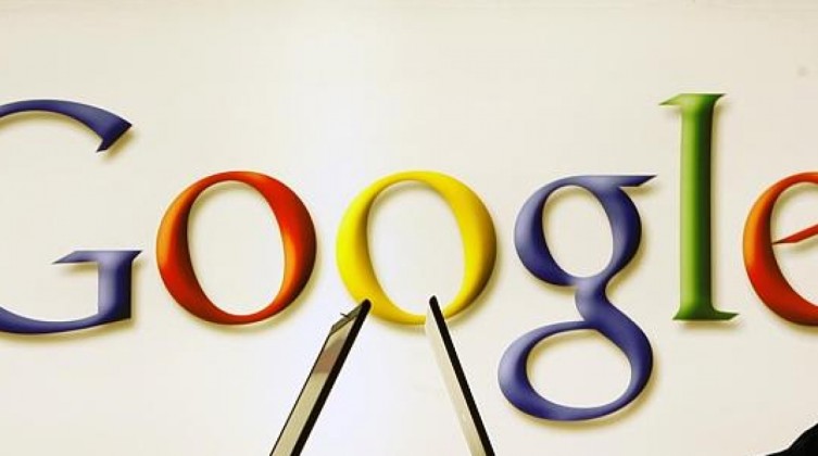 "غوغل" تحظر تطبيقًا شائعً