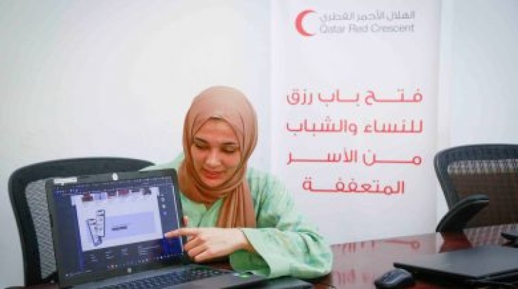 العمل بغزة تُعلن إعادة فتح التسجيل لبرنامج "فتح باب رزق"