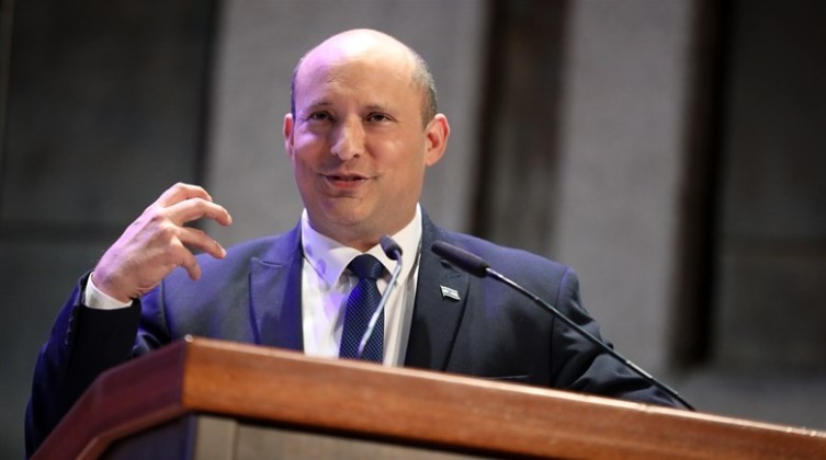 نفتالي بينيت