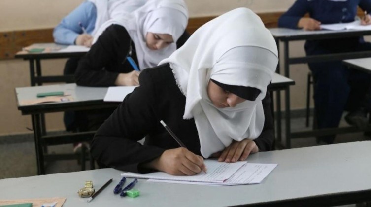 فلسطين: التعليم يعلن عن آلية إعلان نتائج توجيهي 2022