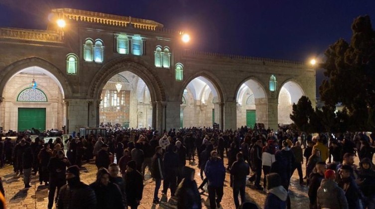 حماس: ندعو للمشاركة في فجر وجمعة "القدس عربية إسلامية" حمايةً للأقصى