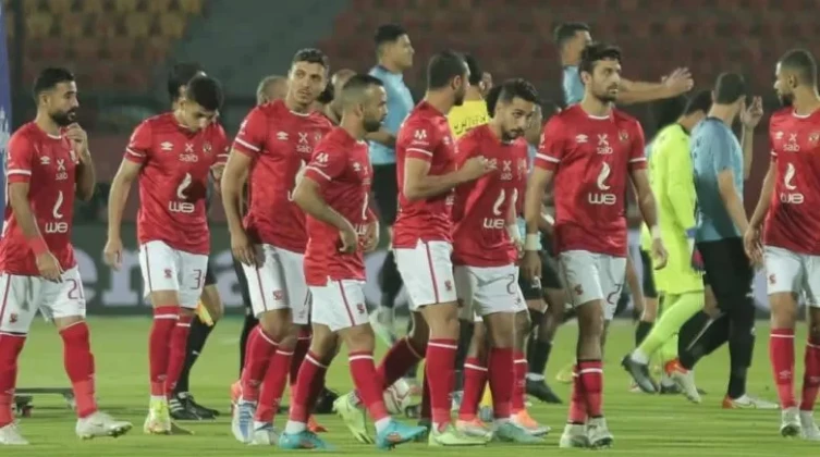 خبر: الأهلي يعبر بتروجيت ويضرب موعدًا مع الزمالك في نهائي كأس مصر