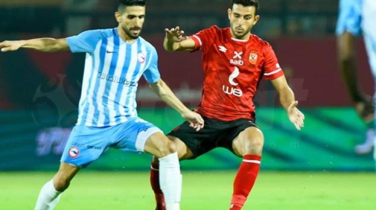 بالفيديو: الأهلي يكتسح فيوتشر برباعية في الدوري المصري