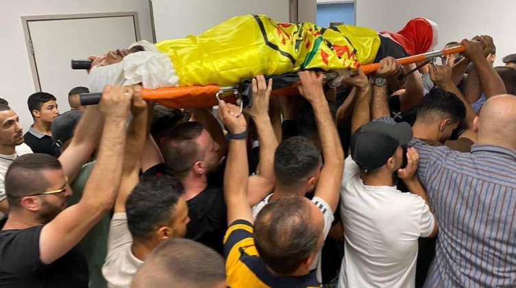 جماهير شعبنا تشيع  جثمان الشهيد كامل علاونة في جنين