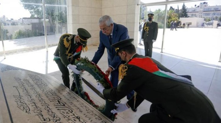 العالول: الأيام المقبلة ستحمل مواقف لتصليب الموقف الفلسطيني