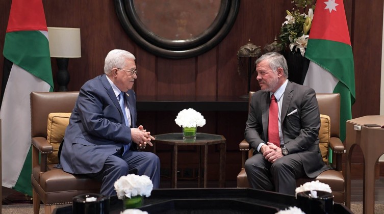 الرئيس الفلسطيني يزور الأردن لمناقشة العلاقات الثنائية والقضايا المشتركة