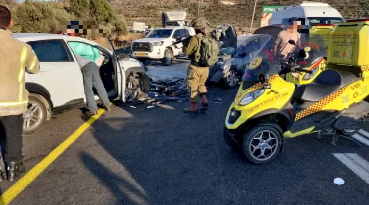 إصابات إحداها خطيرة جرّاء حادث وقع على طريق رام الله- نابلس
