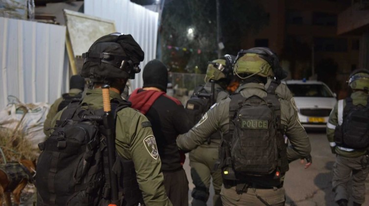 صورة:  "الشاباك" يعلن اعتقال فلسطيني بزعم تنفيذه سلسلة عمليات في نابلس