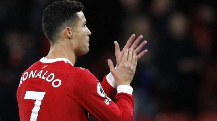 مانشستر يونايتد يوافق على رحيل كريستيانو رونالدو
