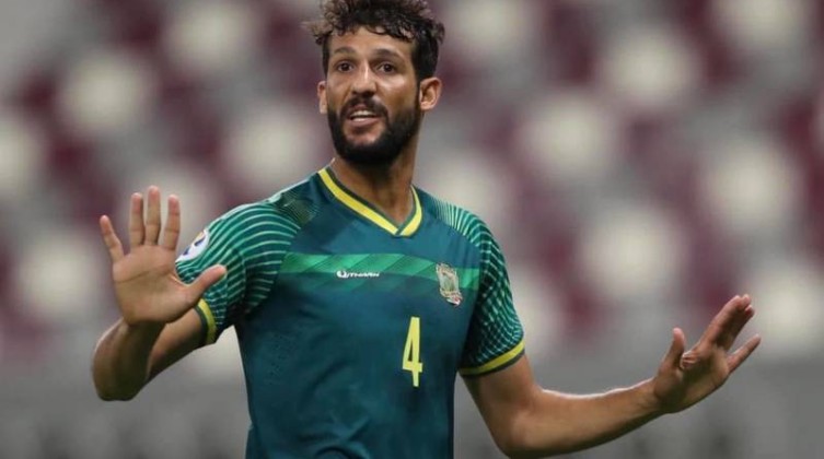 الباطن السعودي يعلق ضم مدافع عراقي