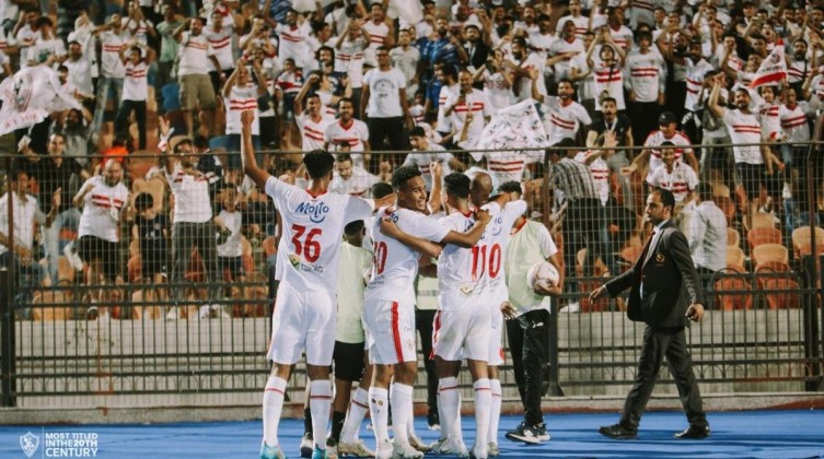 الزمالك يعزز صدارته للدوري المصري بفوزه على سموحة بثنائية