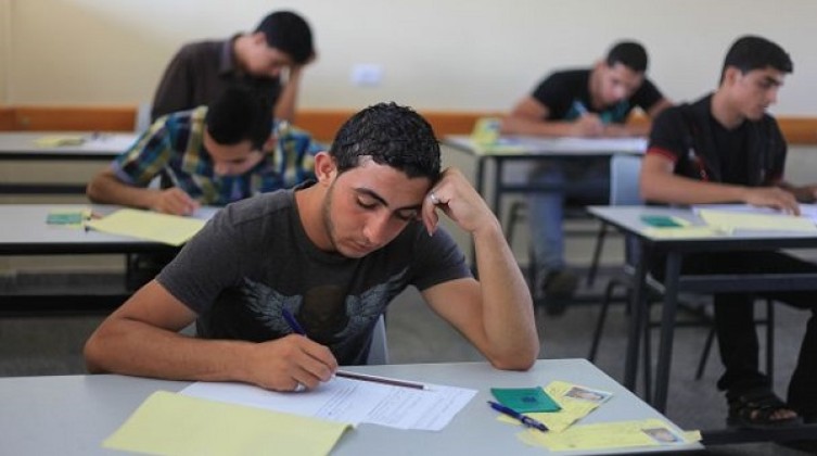 رام الله: التعليم تحدد موعد إعلان نتائج الدورة الثانية لامتحانات الثانوية العامة