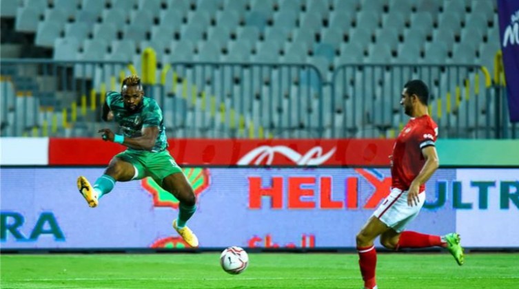 الأهلي يحقق انتصاره الثاني توالياً بانتصاره على المصري