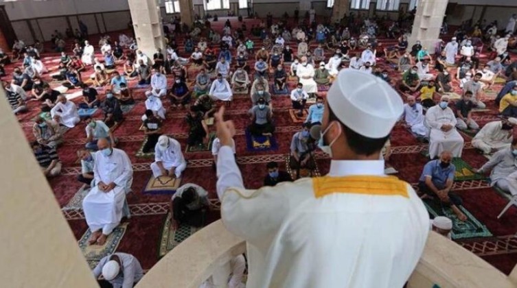 تعرف على خطيب مسجدك اليوم الجمعة