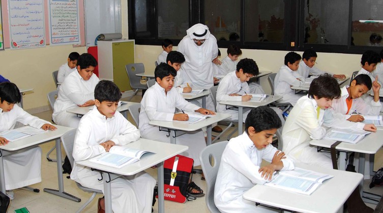 "السعودية" تعلن السماح لأبناء المقيمين غير النظاميين بالالتحاق بالمدارس
