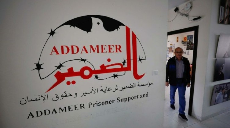 المنظمات الأهلية: اقتحام المؤسسات الاهلية يتطلب التحرك فورا لوقف اعتداءات الاحتلال