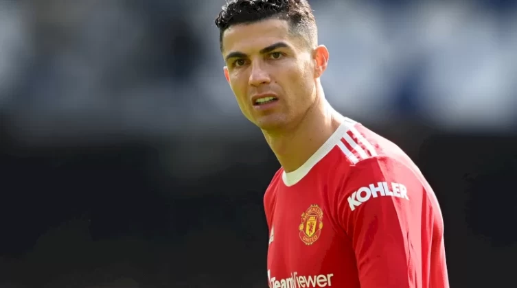 كريستيانو رونالدو يتلقى عرضا من نادٍ كبير