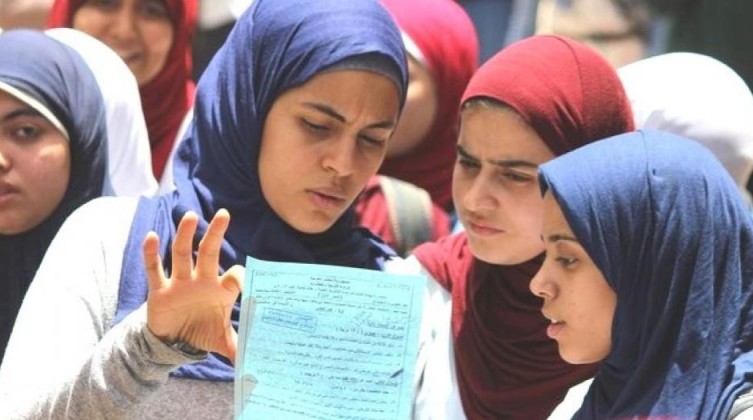 أزمة في نتائج الثانوية العامة في مصر 2022