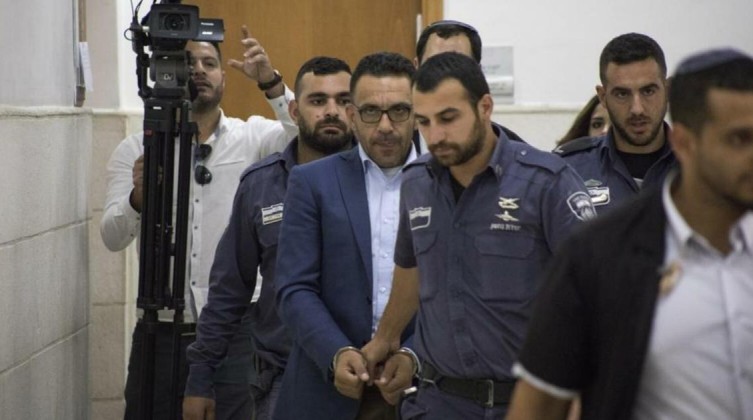 لليوم الثاني عالتوالي... الاحتلال يمدد اعتقال محافظ القدس