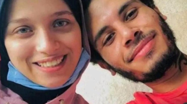 بالفيديو: لحظة مقتل طالبة على يد زميلها في مصر