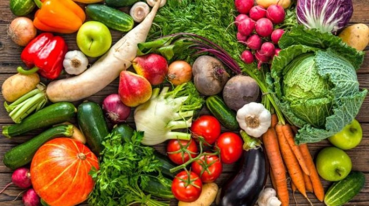 أسعار الخضروات والدجاج في أسواق غزة