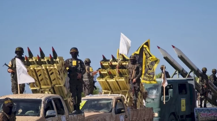بالصور: عرض عسكري مهيب لسرايا القدس في غزة يحمل رسالة للاحتلال