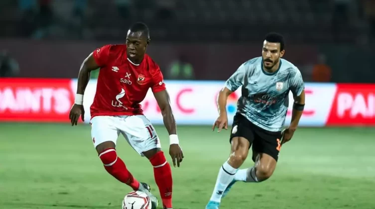 الأهلي يواصل السقوط بتعادل مخيب أمام فاركو في الدوري