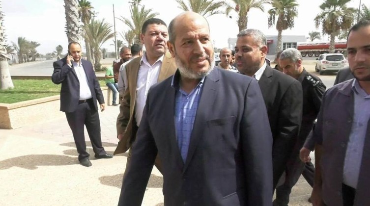 قاسم : وفد حركة "حماس" يغادر غزة متوجها للقاهرة