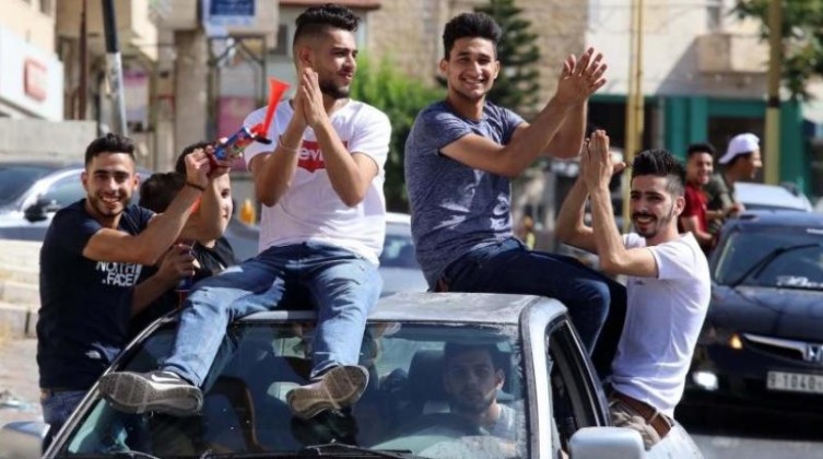 فلسطين: التعليم تصدر تنويهًا لطلبة "التوجيهي" الراغبين بتحسين معدلاتهم