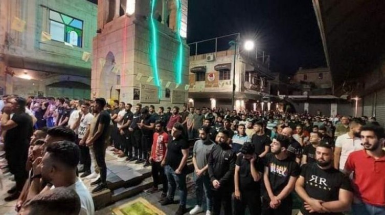 الآلاف يؤدون صلاة الفجر العظيم في نابلس