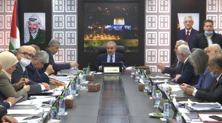 اشتية: مقترحات هامة سأعرضها على مجلس الوزراء خلال جلسة اليوم