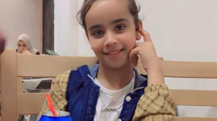 استشهاد طفلة متأثرة بجراحها يرفع عدد شهداء العدوان إلى 48