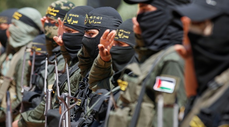 نابلس: المقاومة تصدت لاقتحام الاحتلال لحي رفيديا فجر اليوم