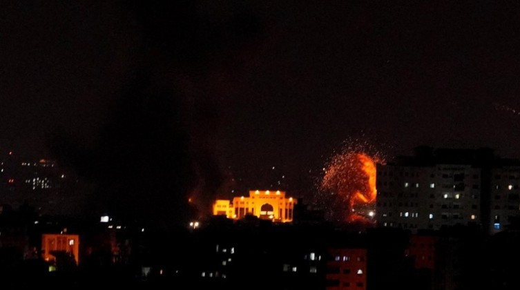 إصابة 5 مواطنين بينهم 3 أطفال في قصف إسرائيلي شرق غزة