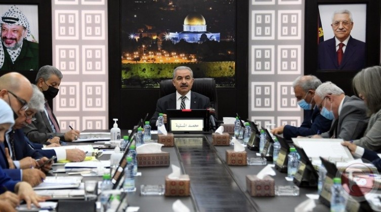 مستشار رئيس الوزراء للمعلمين: نتمنى أن تتفهموا الظروف التي تمر بها الحكومة