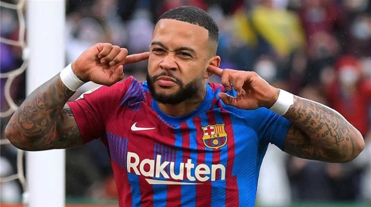 برشلونة يوقف عملية رحيل ديباي إلى يوفنتوس ويحدد شرطًا لبيعه