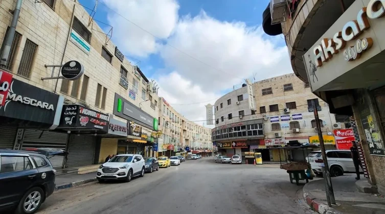 الإضراب والحداد يعم محافظات الضفة المحتلة