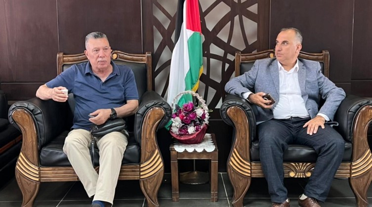 وفد من حركة فتح يوجه إلى بيروت